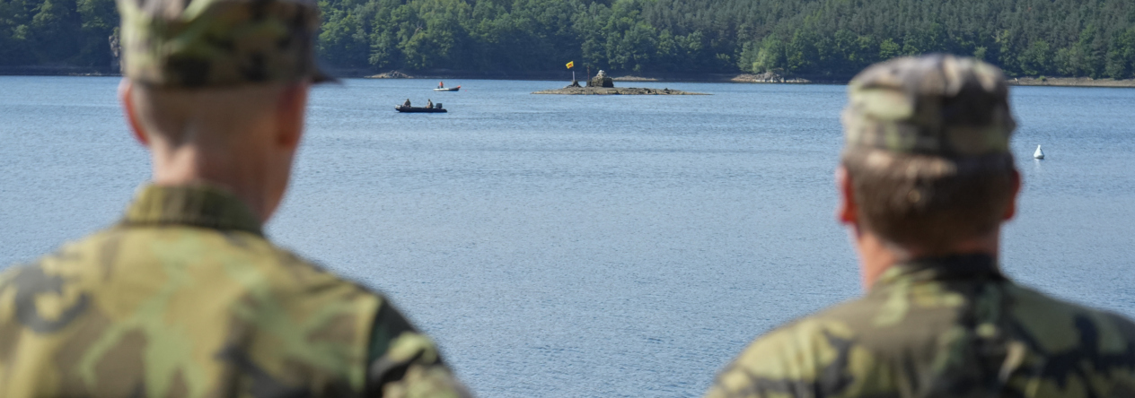 Velitel 15. ženijního pluku na cvičení Open Water 2025