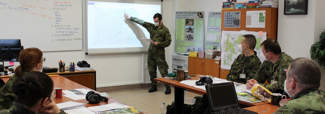 1_briefing.jpg