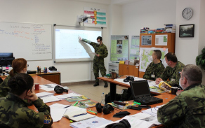 1_briefing.jpg
